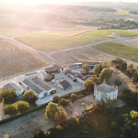 Gites Du Chateau De Panisseau Thénac Dış mekan fotoğraf