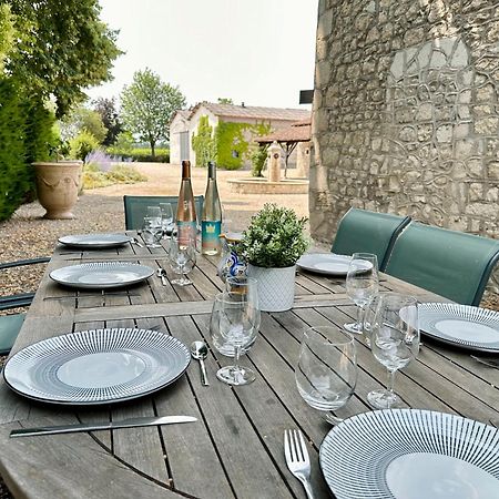 Gites Du Chateau De Panisseau Thénac Dış mekan fotoğraf